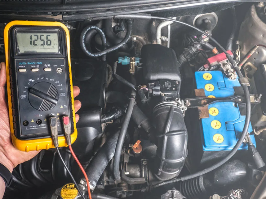 car battery voltage while running