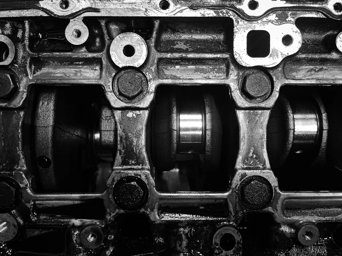 engine ground point