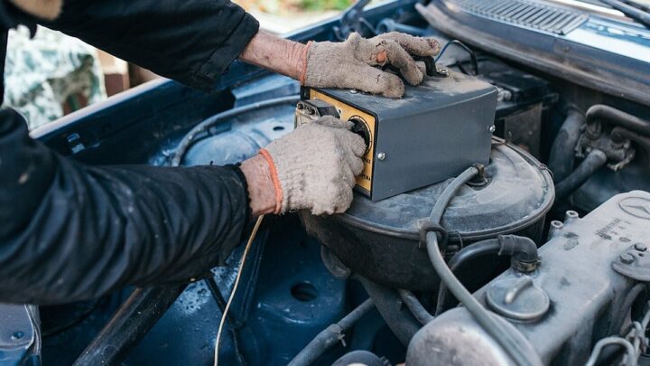 How Long Should a Car Sit Before Testing Battery?