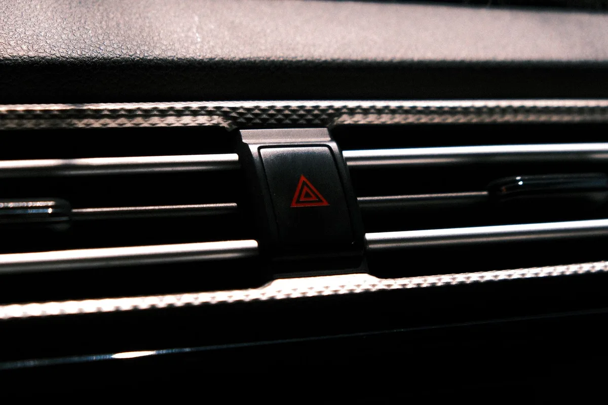 immobilizer anti-theft warning light