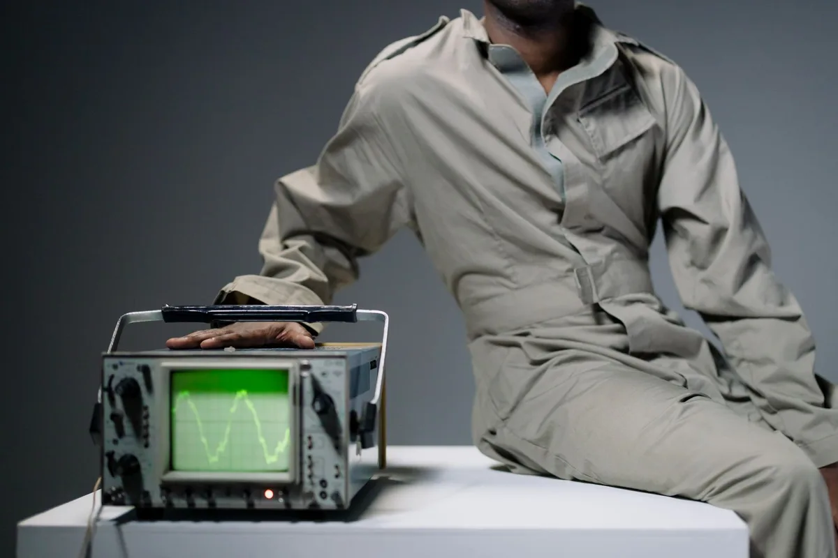 PWM signal oscilloscope waveform