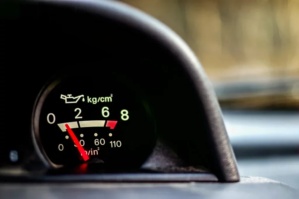 engine oil pressure gauge