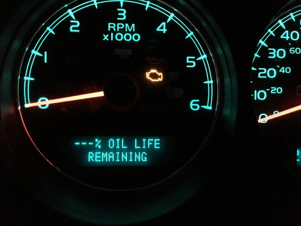 GM Oil Life Monitor dashboard