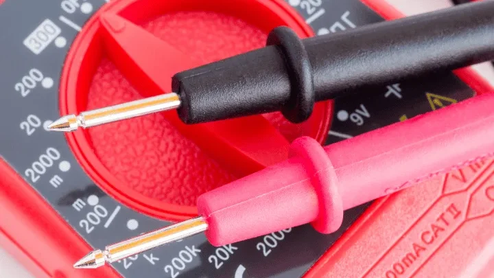How to Do a Voltage Drop Test With a Multimeter